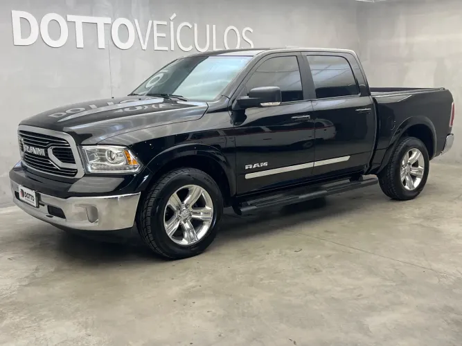 Ram Classic Laramie 5.7 V8 16V Gasolina 4X4 Aut. 2023