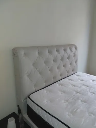 Cabeceira Capitonê - cama de casal ( bege claro)