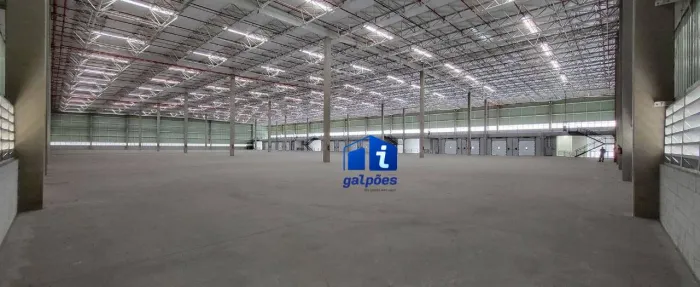 Galpão em Condomínio modular com 1.684m² em Araçariguama - SP