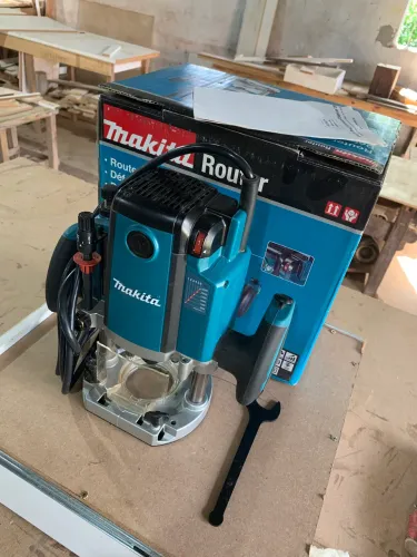 Tupia makita rp2301fc