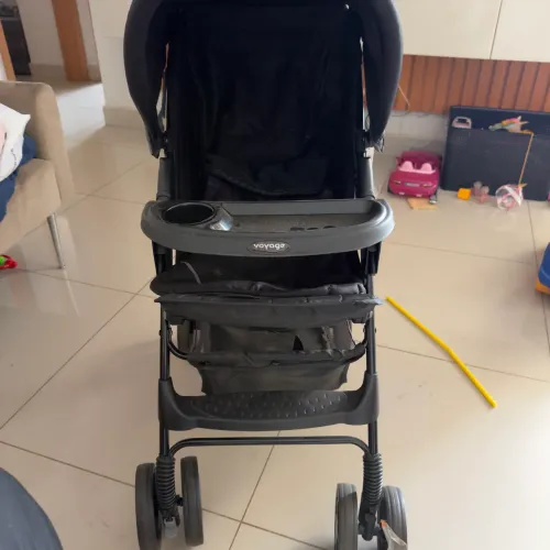 Carrinho de bebê Voyage