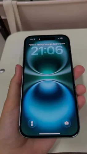 iPhone 16 128GB Verde - Impecável + Nota Fiscal (Único Dono)