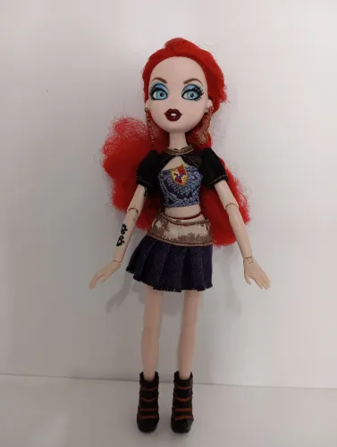 Boneca Bratzillaz Meygana