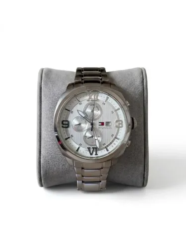 Relógio Masculino Tommy Hilfiger Multifunção Em Aço Inoxidável - Prata