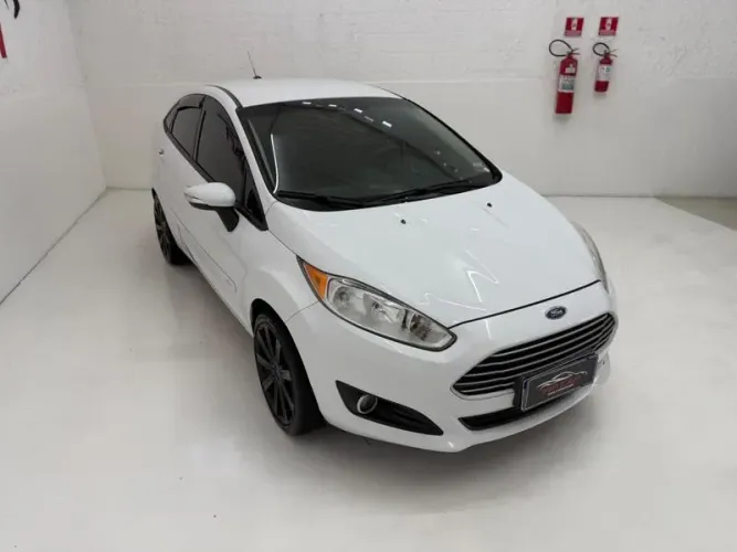 Ford Fiesta Sedan SEL 1.6 16V Flex Mec. 2014