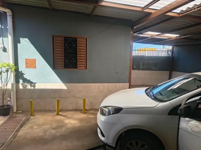 Quarto com banheiro. QNE11 Taguatinga norte R$ 450,00