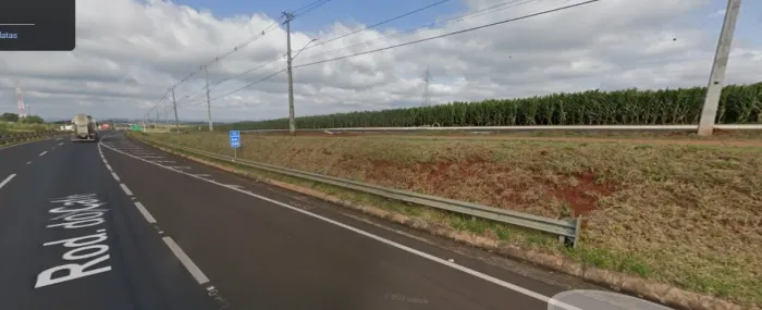 Terreno de 21500m2 para galpões em Apucarana/PR
