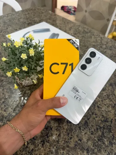 Celular c71 Realme 256 gigas branco