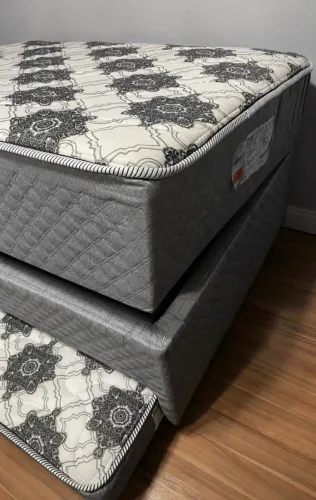Cama baú com cama auxiliar