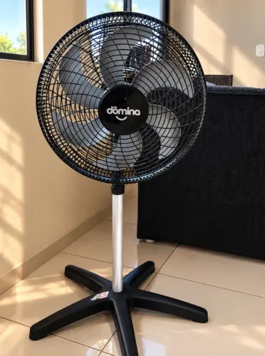 Ventilador Domina em Ótimo Estado - Funcionando Perfeitamente!