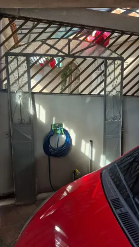 Vendo porta de vidro tudo bem conservada com fechadura 2 chaves