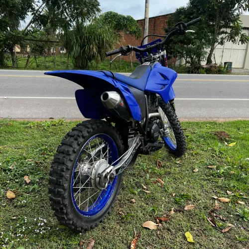 VENDE-SE TTR 230 2024 EXTRA! 