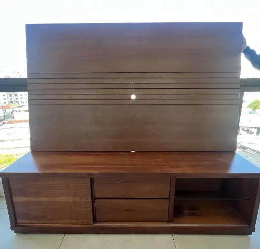 Painel de Tv com hack