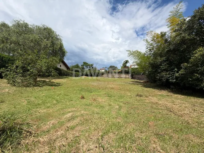 Terreno à venda no Condomínio Vale do Itamaracá, Porto Seguro Valinhos na Davanti Imóveis.