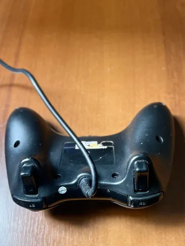 Controle Xbox 360 com fio