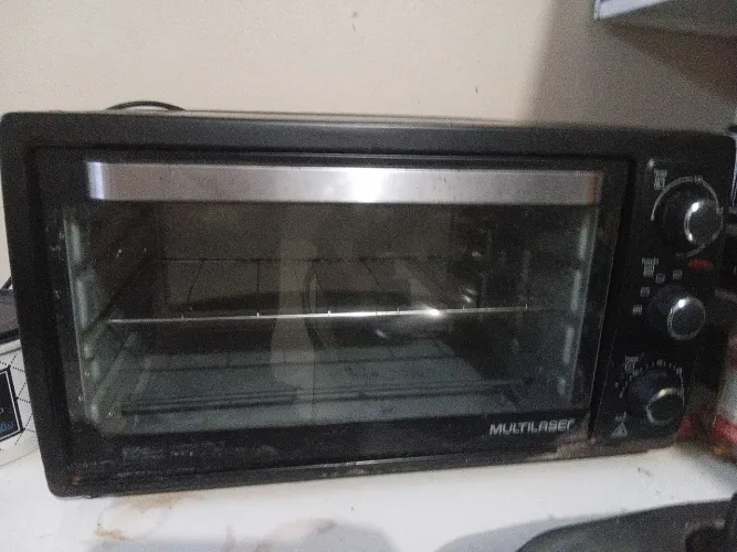 Vendo forno elétrico funcionando perfeitamente valor 100