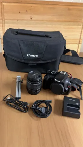 Câmera cânon rebel T3