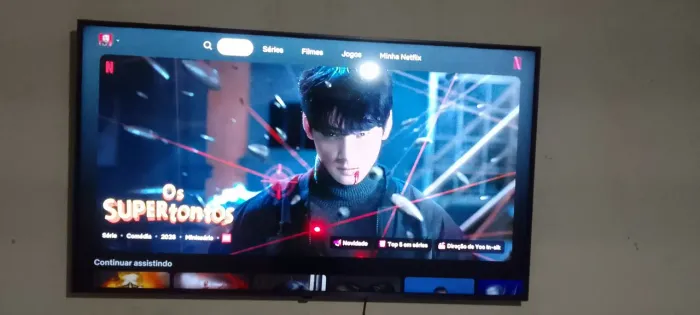 Vendo essa tv smart super boa tá perfeita funcionando 