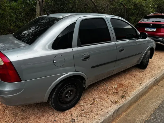 Chevrolet Corsa Sedan 1.0 MPFI 8V 71cv 4P 2003