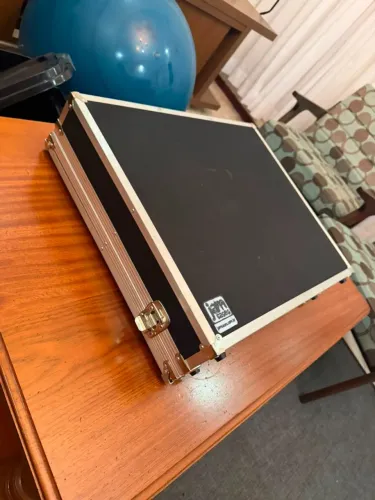 Hardcase Mesa de Som até 18 canais