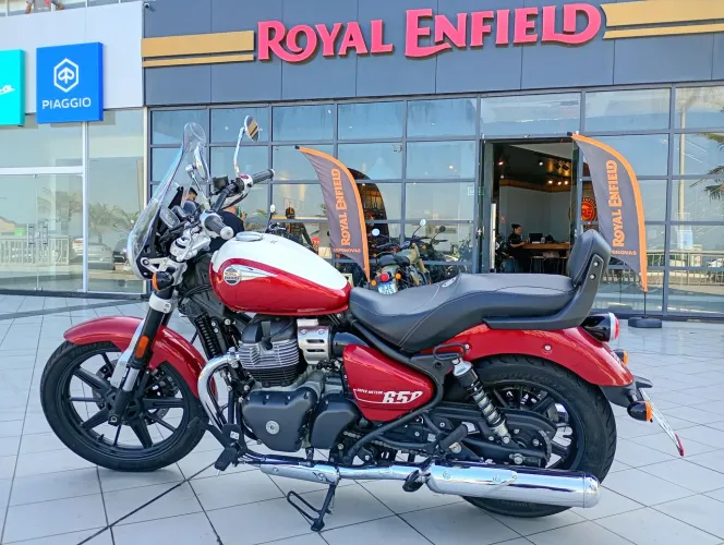 Super Meteor 650 Celestial Red. Edson. *