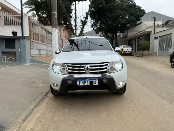 Renault Duster Dynamique 2.0 Hi-flex 16V Aut. 2015