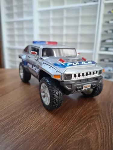 Miniatura Police Maisto 1/24 Hummer HX Concept 2008 All Stars