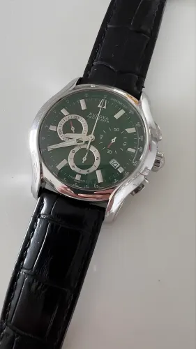 Relógio BULOVA ACCUTRON linha Stratford Vidro de Safira