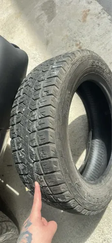 Pneu 205/60/16