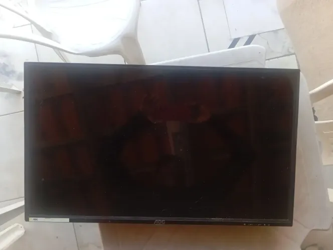 TV AOC