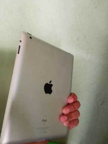 iPad 3 com djay 2 instalado