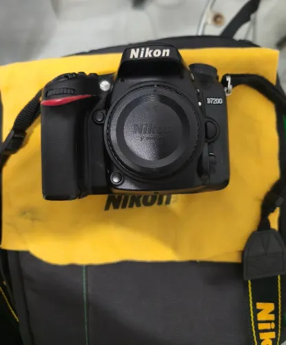Câmera DSLR NIKON 7200 + Lentes