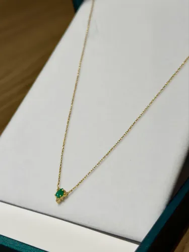 Cordão de ouro feminino esmeralda + diamante ( LOJA FÍSICA )