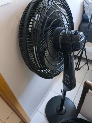 Ventilador Arno Coluna Quebrado