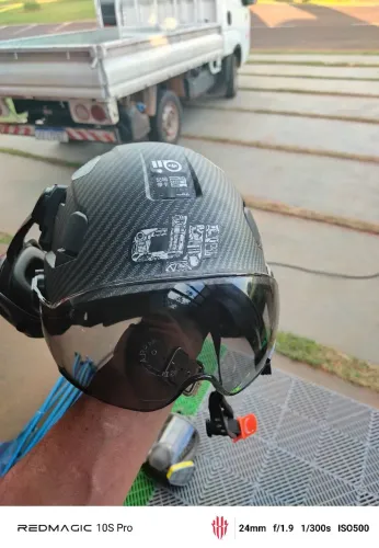 Capacete fibra de carbono Drone DJI Bluetooth de segurança