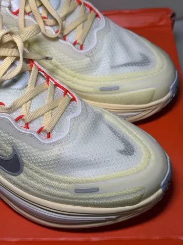 Nike vomero plus