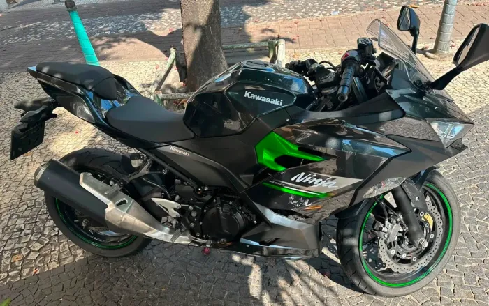Kawazaki Ninja 400