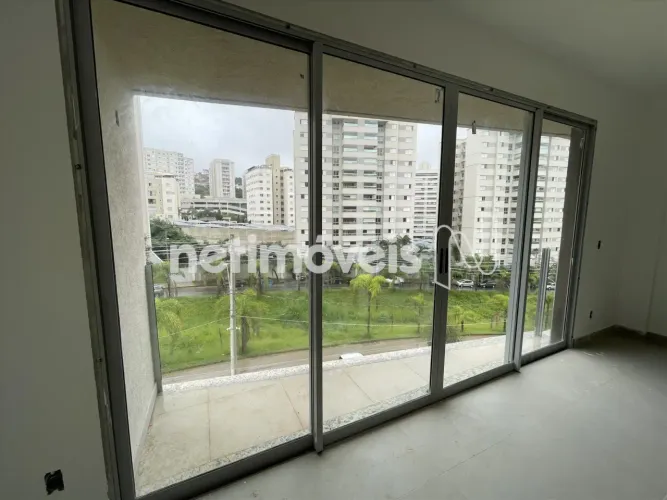 Casa em excelente condomínio residencial no Buritis!
