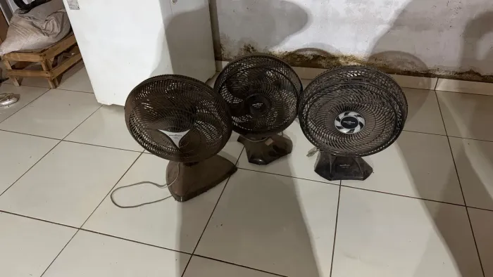 Ventiladores com defeito os 3 por 60