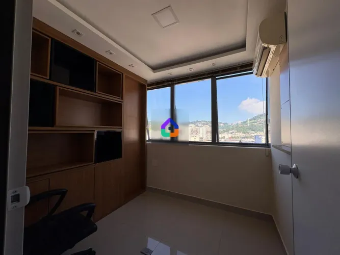 Sala Comercial mobiliada com vaga de garagem na escritura, pronto para entrar