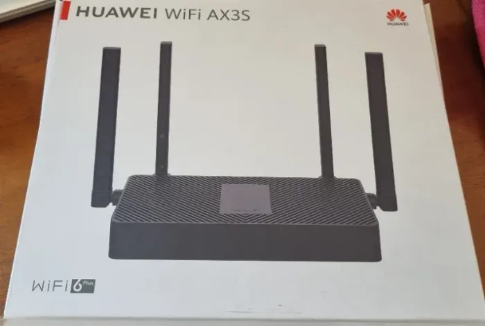 Roteador HUAWEI WiFi modelo AX3S com Wi-Fi 6 Plus