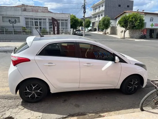 Hyundai HB20 Comf./c.plus/c.style 1.0 Flex 12V 2015