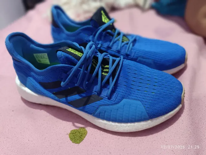 Tênis Adidas original n°43