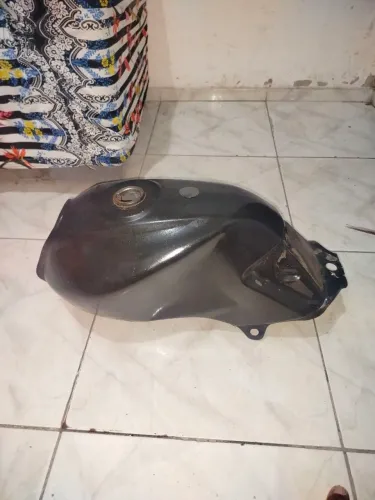 Tanque de combustível da TVS sport mottu