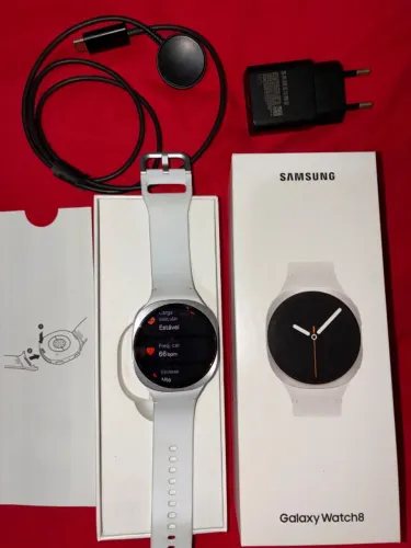 Samsung Galaxy Watch 8 BT 40mm - 2 Meses de Uso (Na Caixa).