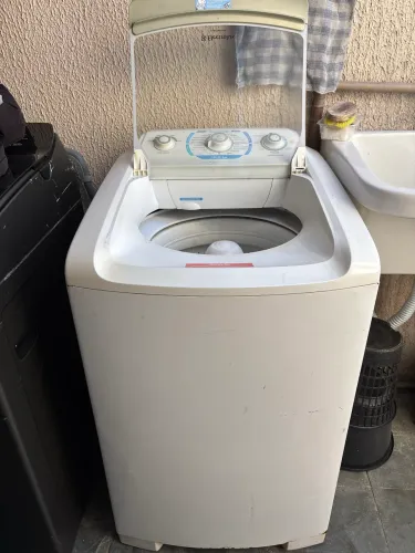 Máquina de Lavar roupa 10Kg 220v