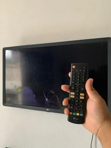 VENDE-SE SMARTV LG 32 POLEGADAS para concerto