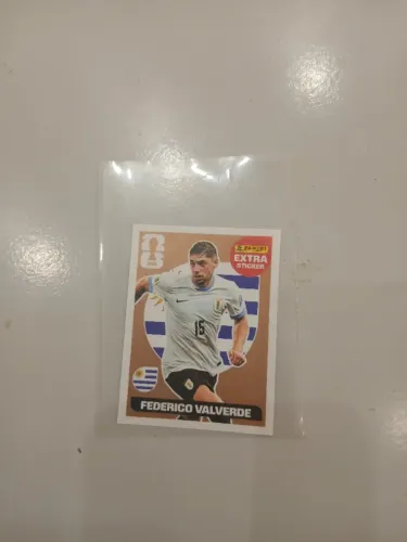 Figurinha legend valverde bronze 