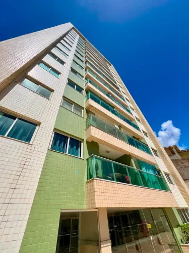 APARTAMENTO 2/4 COM SUÍTE E VARANDA DECORADO NO JARDIM ARMAÇÃO