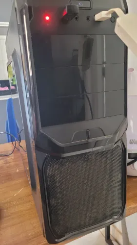 Desktop Intel Core i5 + Monitor ? Pronto para Uso